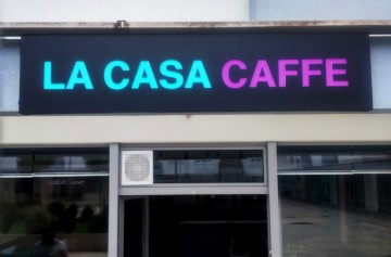 La Casa Caffe alubond reklama